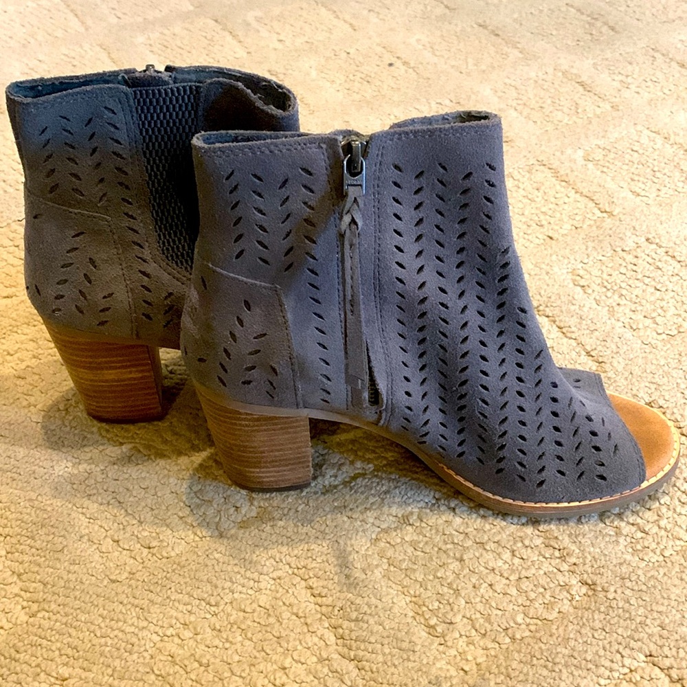 Toms high heal grey suede sandals